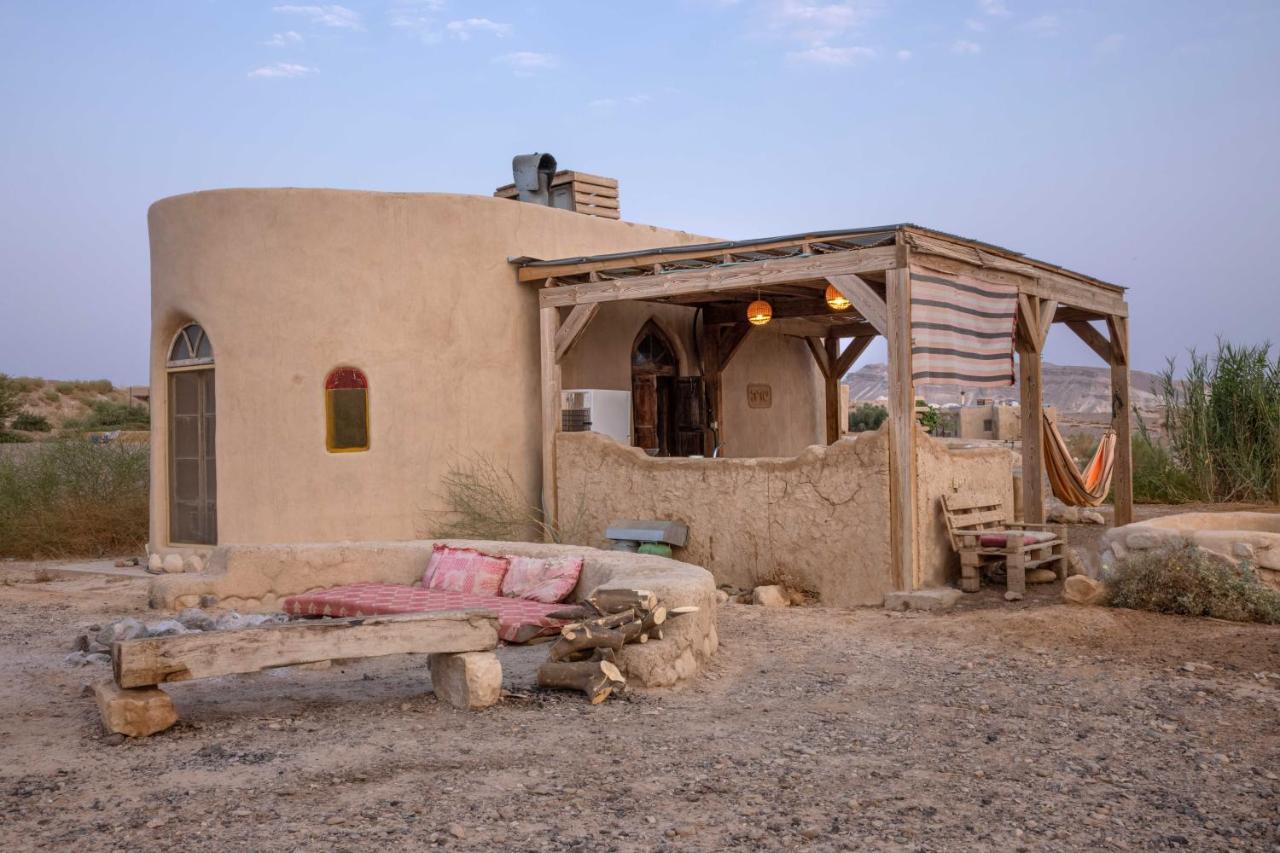 Desert Days Mud Cabin'S Resort Tzukim Buitenkant foto