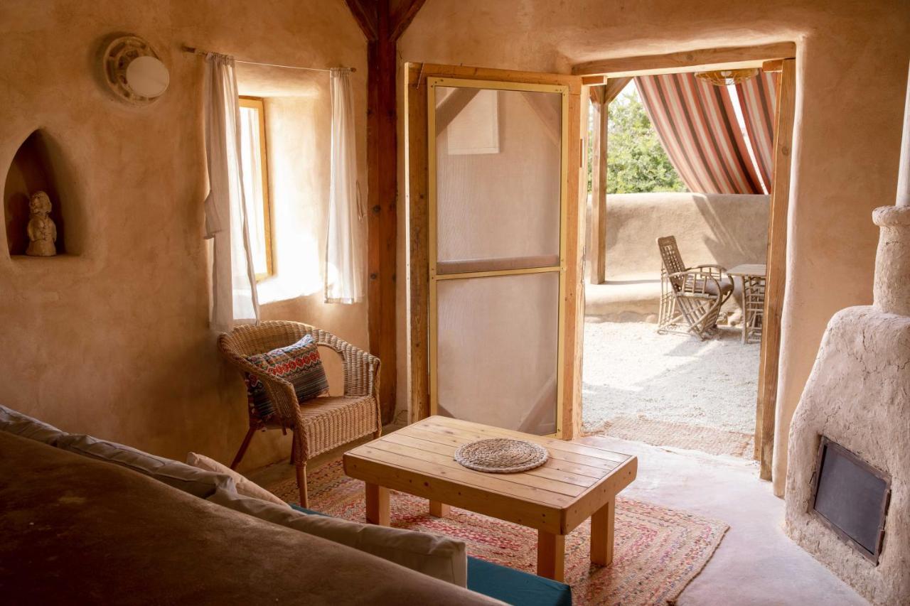 Desert Days Mud Cabin'S Resort Tzukim Buitenkant foto