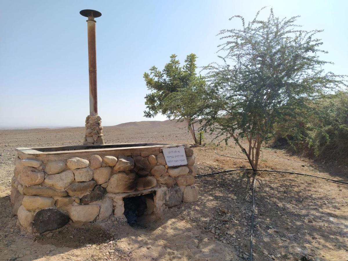 Desert Days Mud Cabin'S Resort Tzukim Buitenkant foto