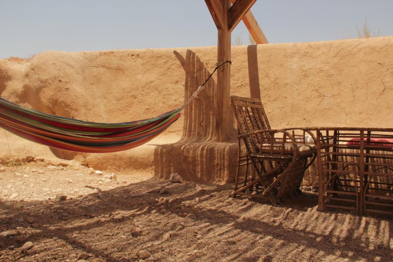 Desert Days Mud Cabin'S Resort Tzukim Buitenkant foto