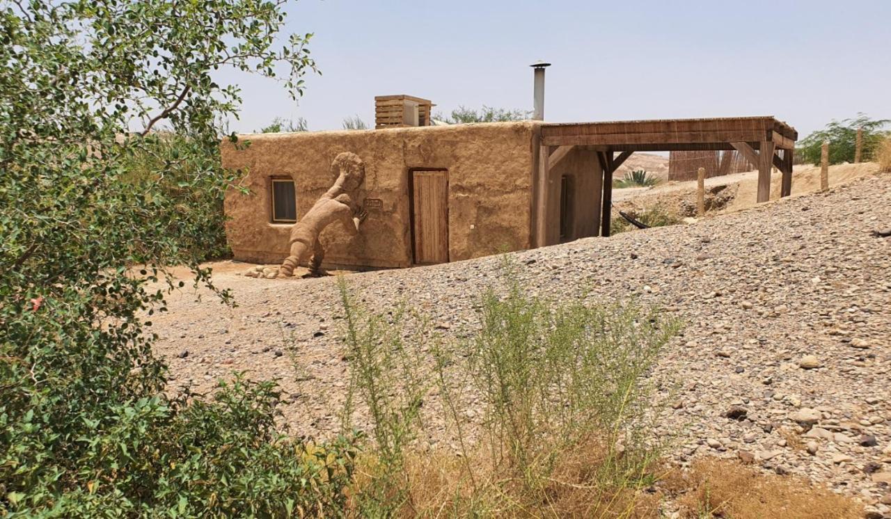 Desert Days Mud Cabin'S Resort Tzukim Buitenkant foto
