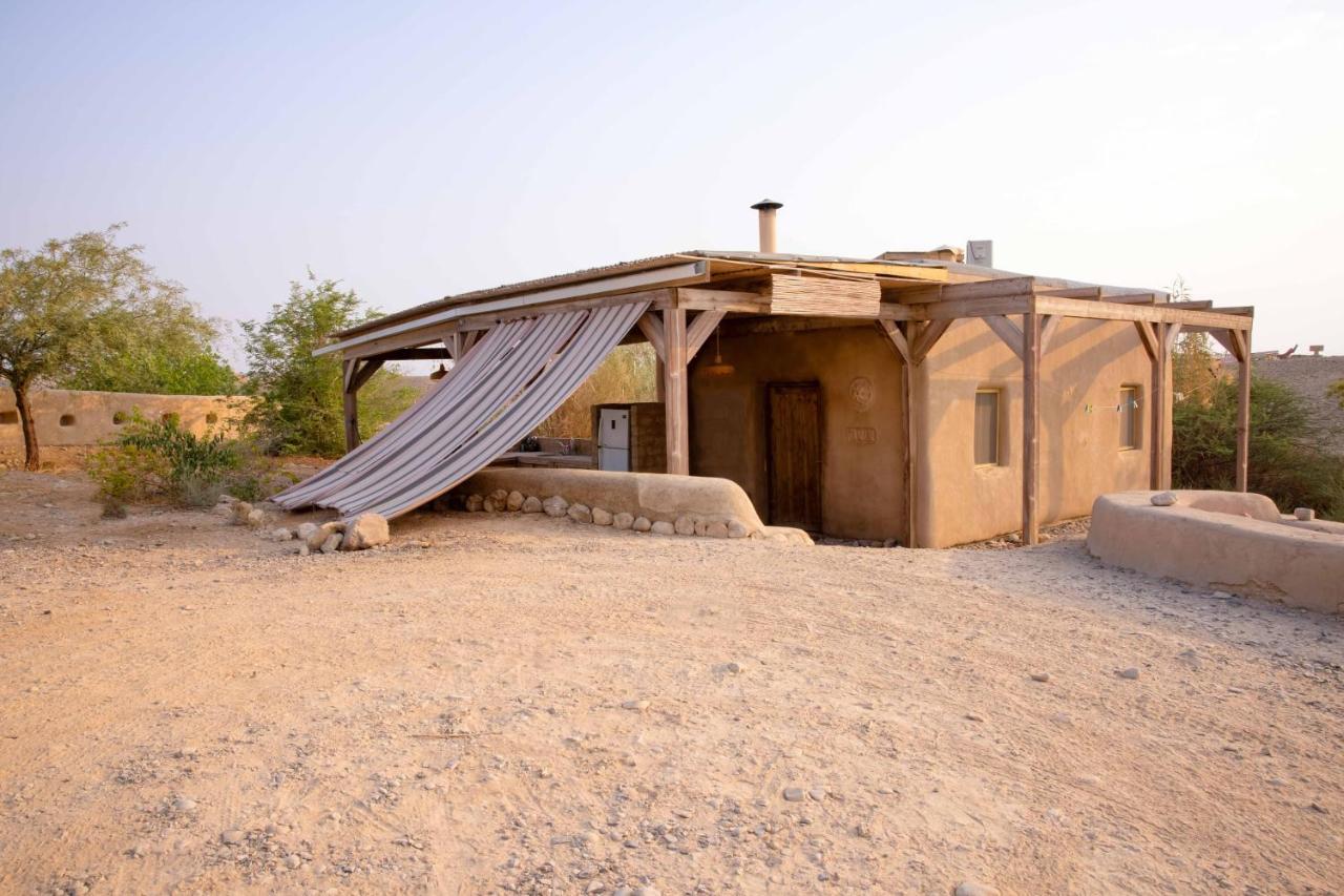 Desert Days Mud Cabin'S Resort Tzukim Buitenkant foto
