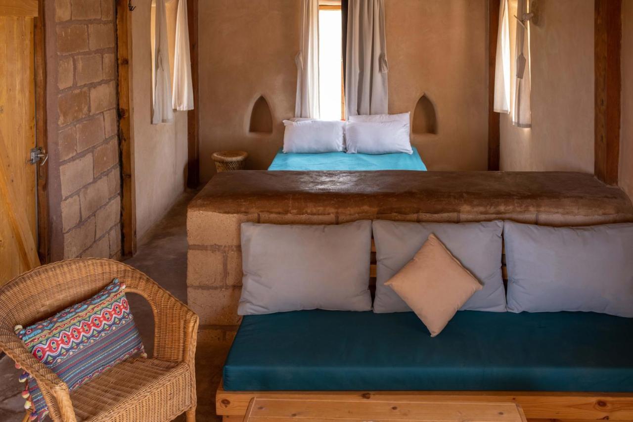 Desert Days Mud Cabin'S Resort Tzukim Buitenkant foto