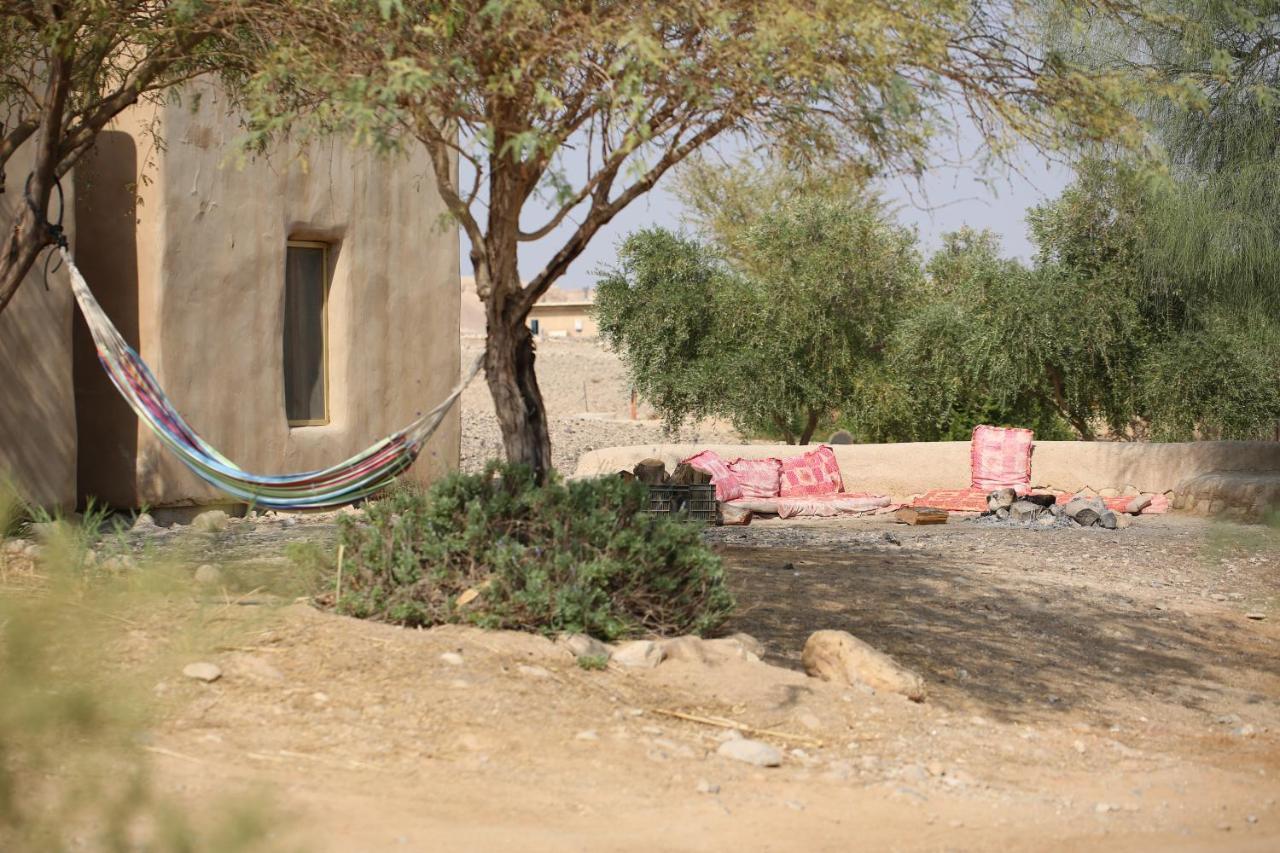 Desert Days Mud Cabin'S Resort Tzukim Buitenkant foto