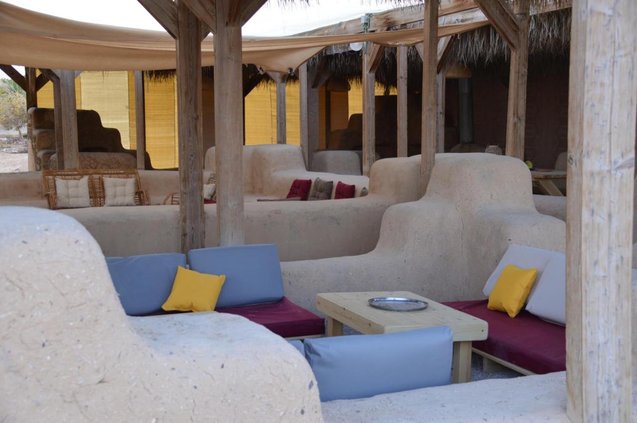 Desert Days Mud Cabin'S Resort Tzukim Buitenkant foto